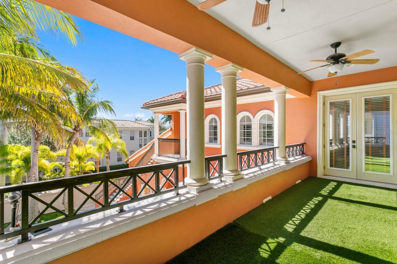 4912 Yacht Club Drive, Tampa, FL 33616 Photo