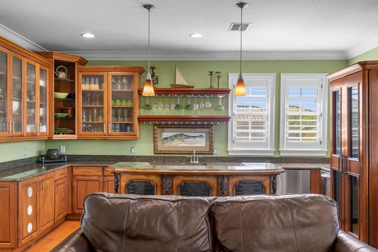 4912 Yacht Club Drive, Tampa, FL 33616 Photo