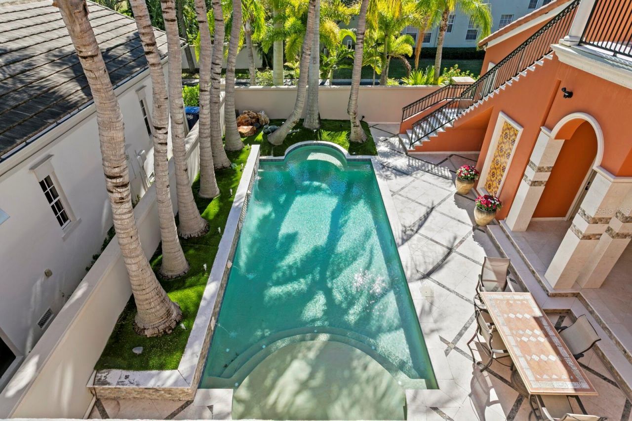 4912 Yacht Club Drive, Tampa, FL 33616 Photo