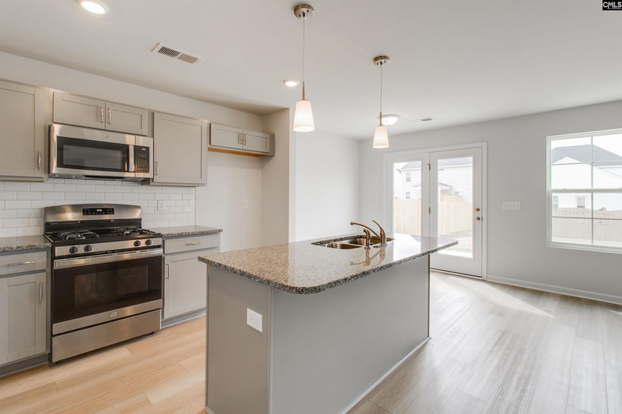 3332 Matrim Way Photo 12