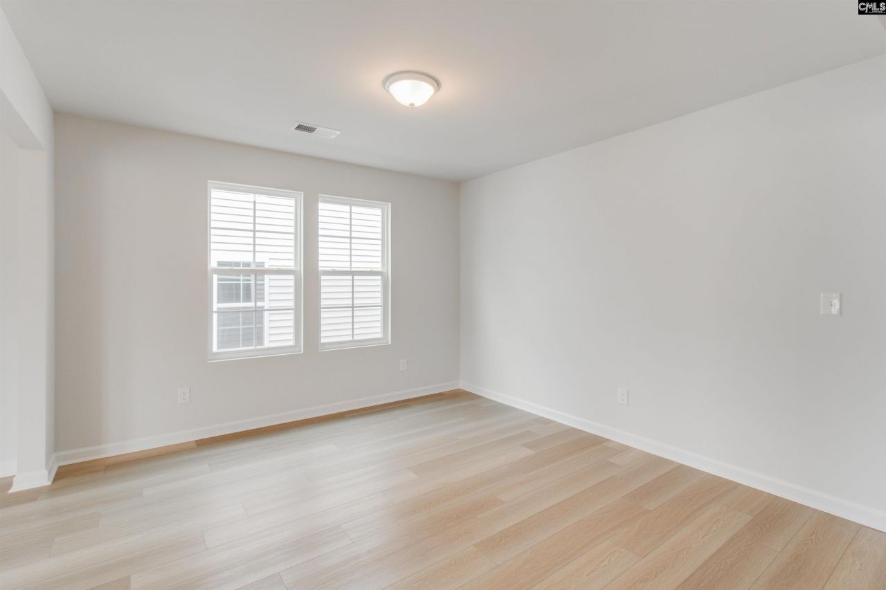 3332 Matrim Way Photo 7