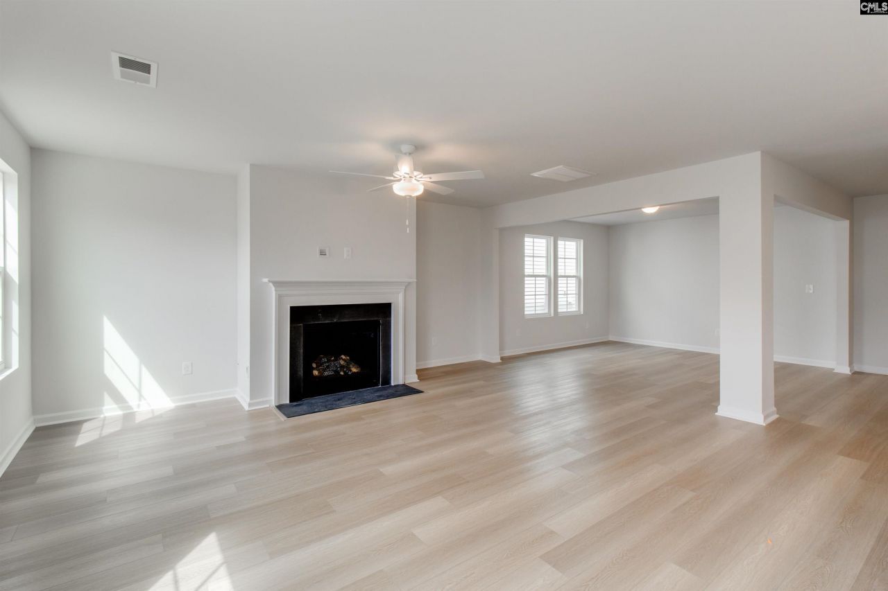 3332 Matrim Way Photo 9