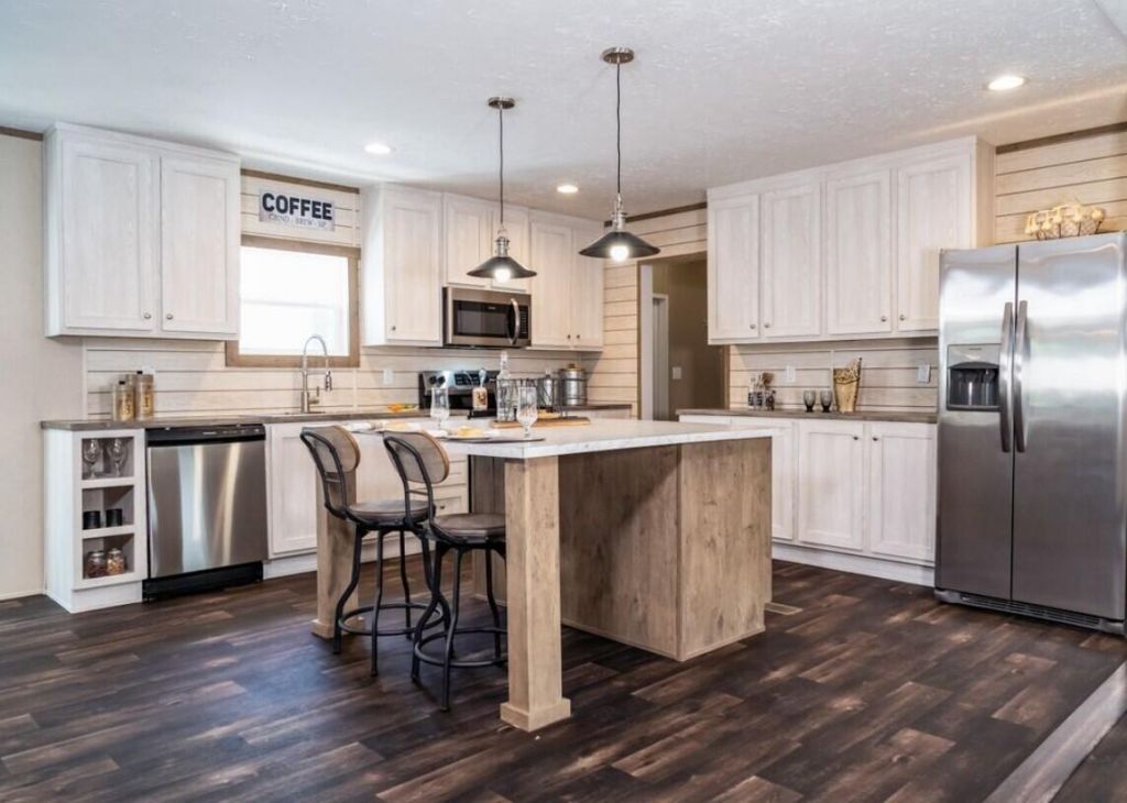 276 Tiger Lily Lane Photo 8