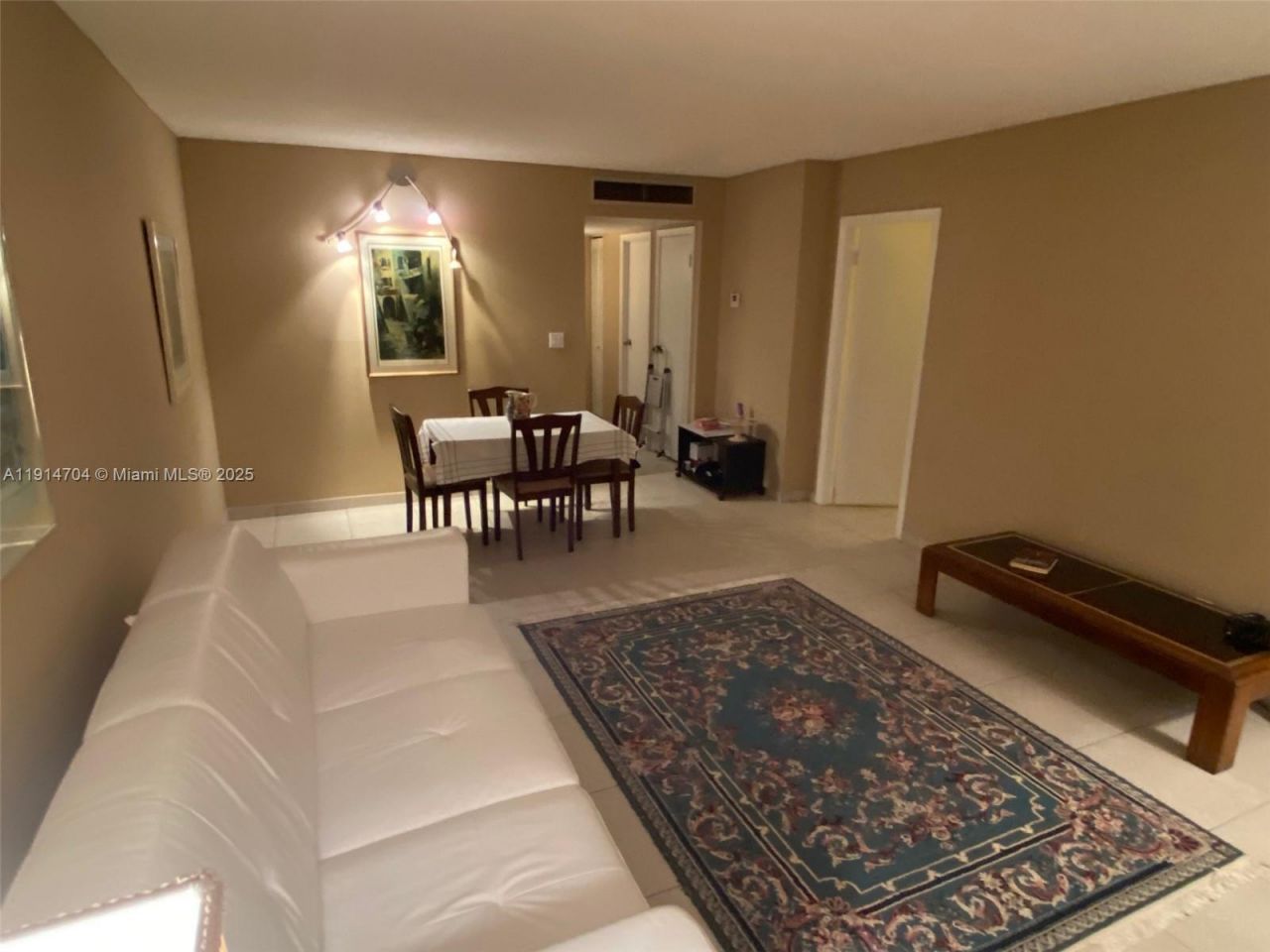 3475 N Country Club Dr, Unit 610, Aventura, FL 33180 Photo