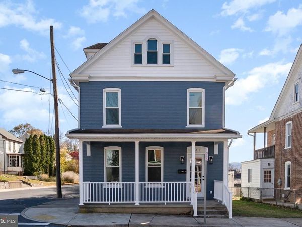 101 FAIRVIEW AVENUE W, WAYNESBORO, PA 17268