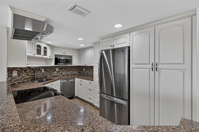 2100 S Ocean Drive, Unit 11-L, Fort Lauderdale, FL 33316 Photo