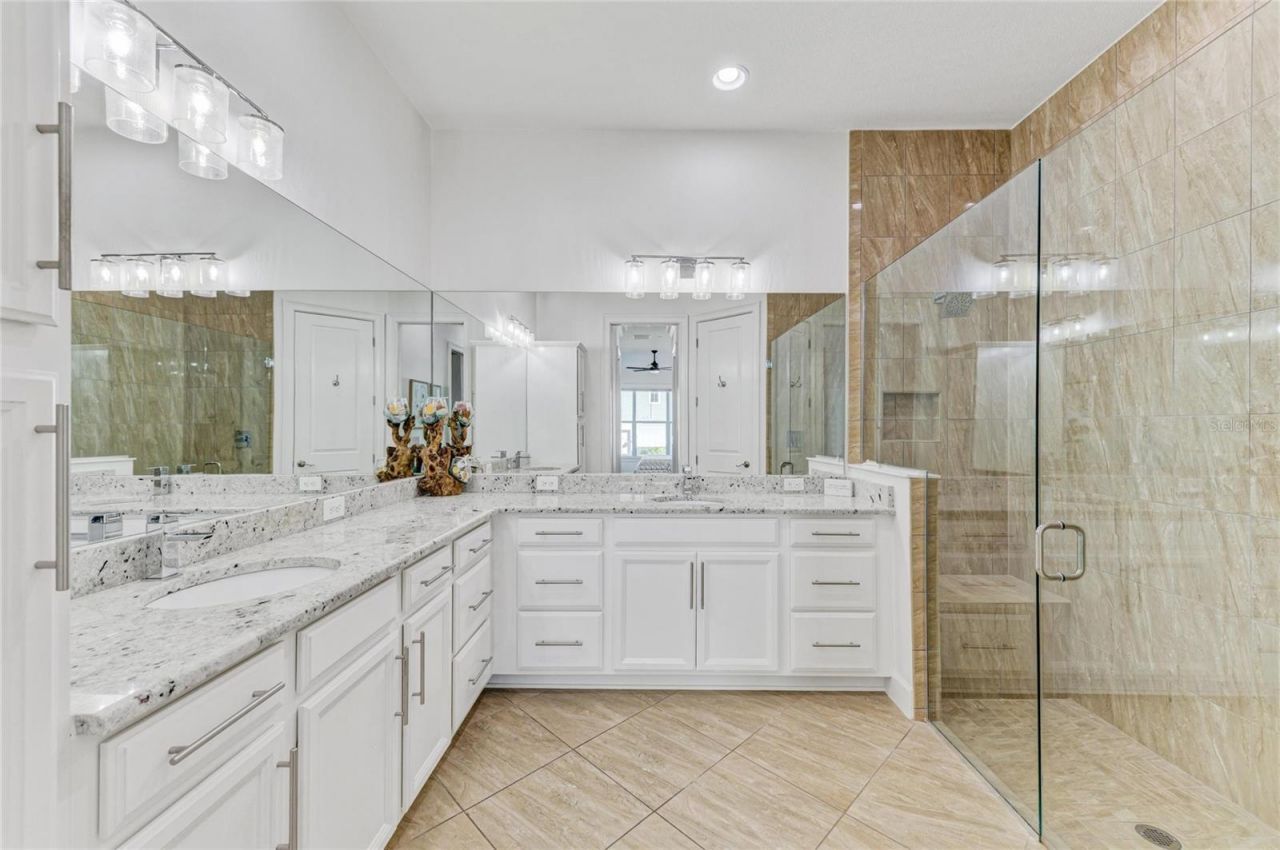 334 Castaway Cay Drive, Unit 101, Bradenton, FL 34209 Photo