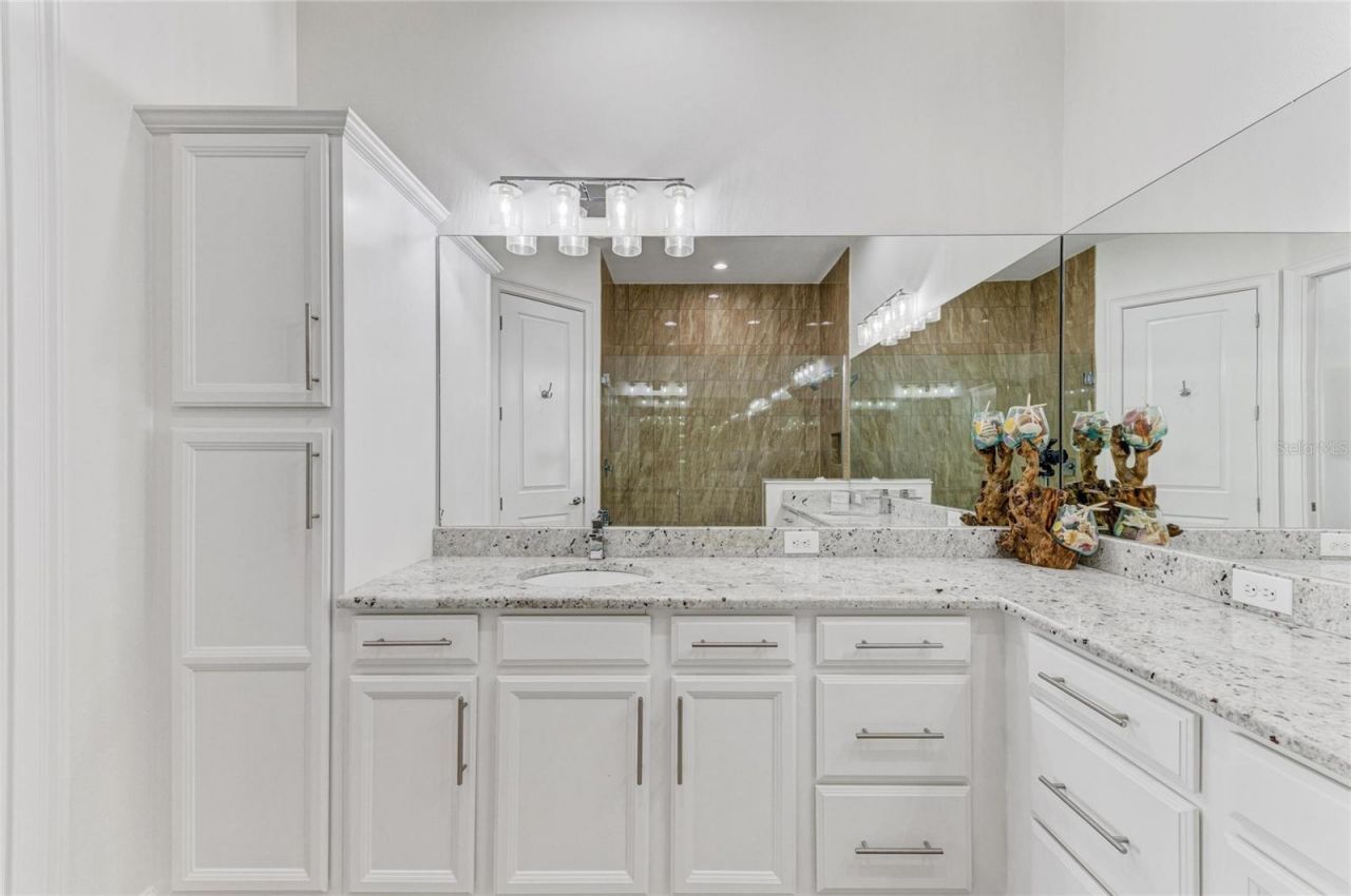 334 Castaway Cay Drive, Unit 101, Bradenton, FL 34209 Photo