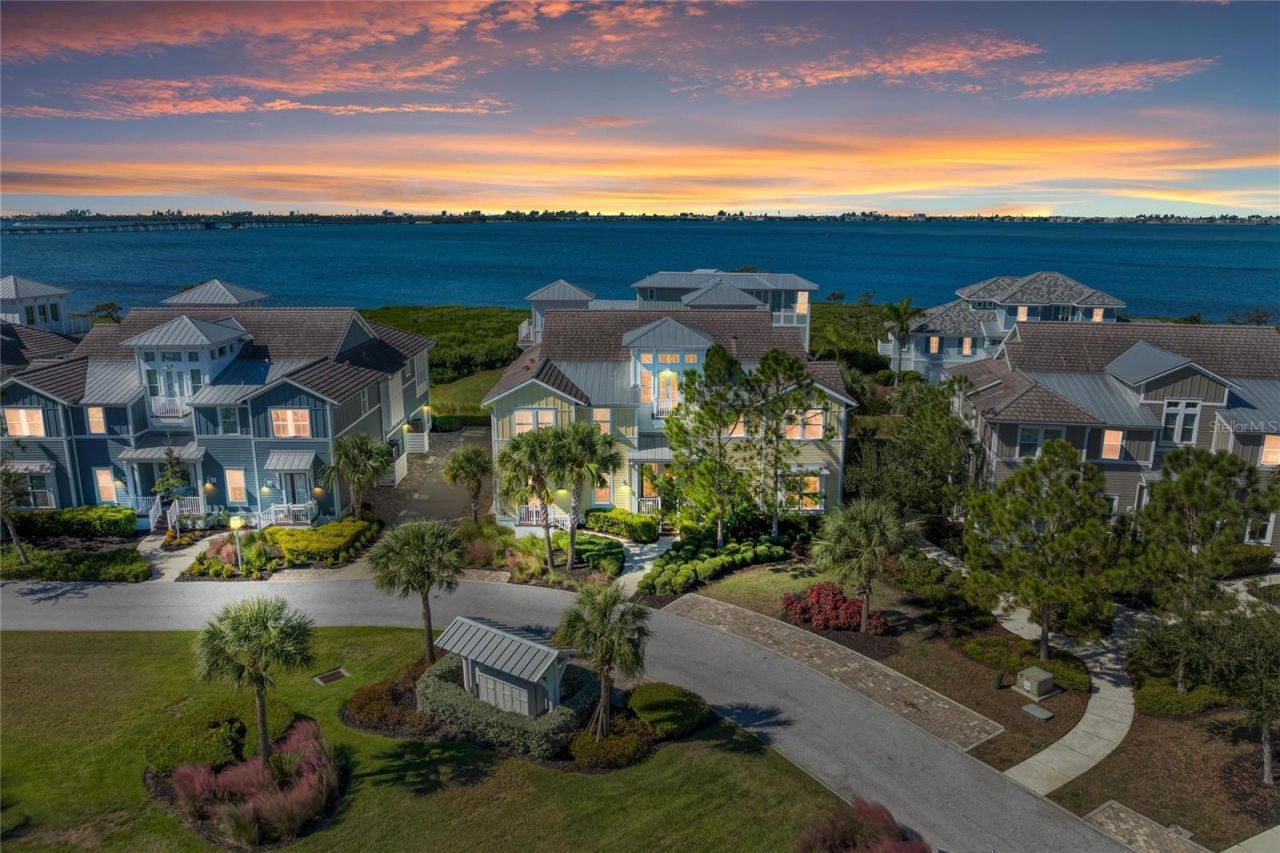 334 Castaway Cay Drive, Unit 101, Bradenton, FL 34209 Photo