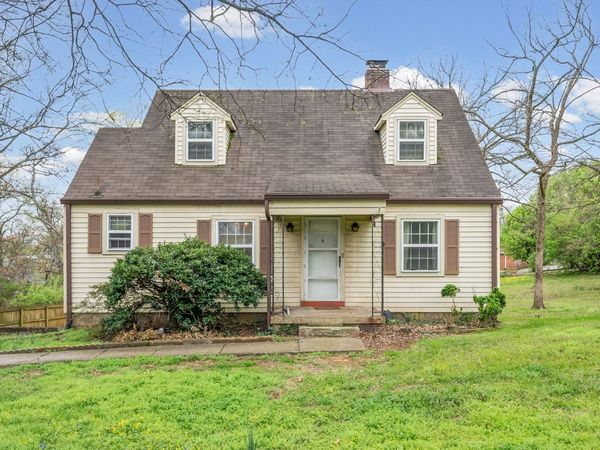 210 Cliffdale Rd, Nashville, TN 37214