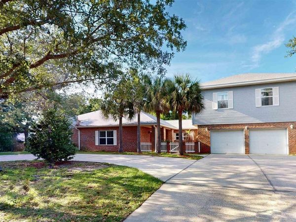 16300 Innerarity Pt Rd, Pensacola, FL 32507