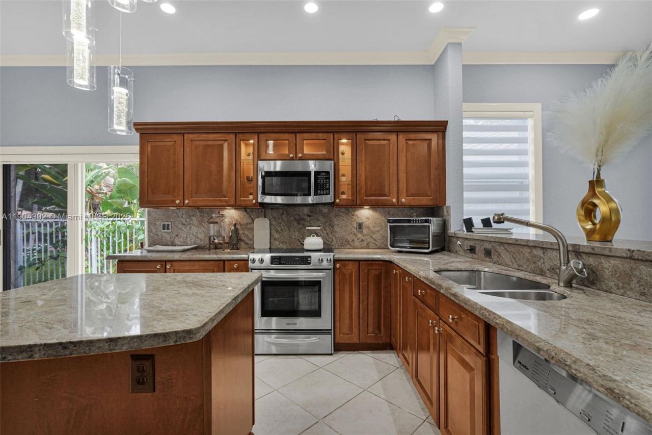 4936 NW 52nd Ave, Coconut Creek, FL 33073 Photo