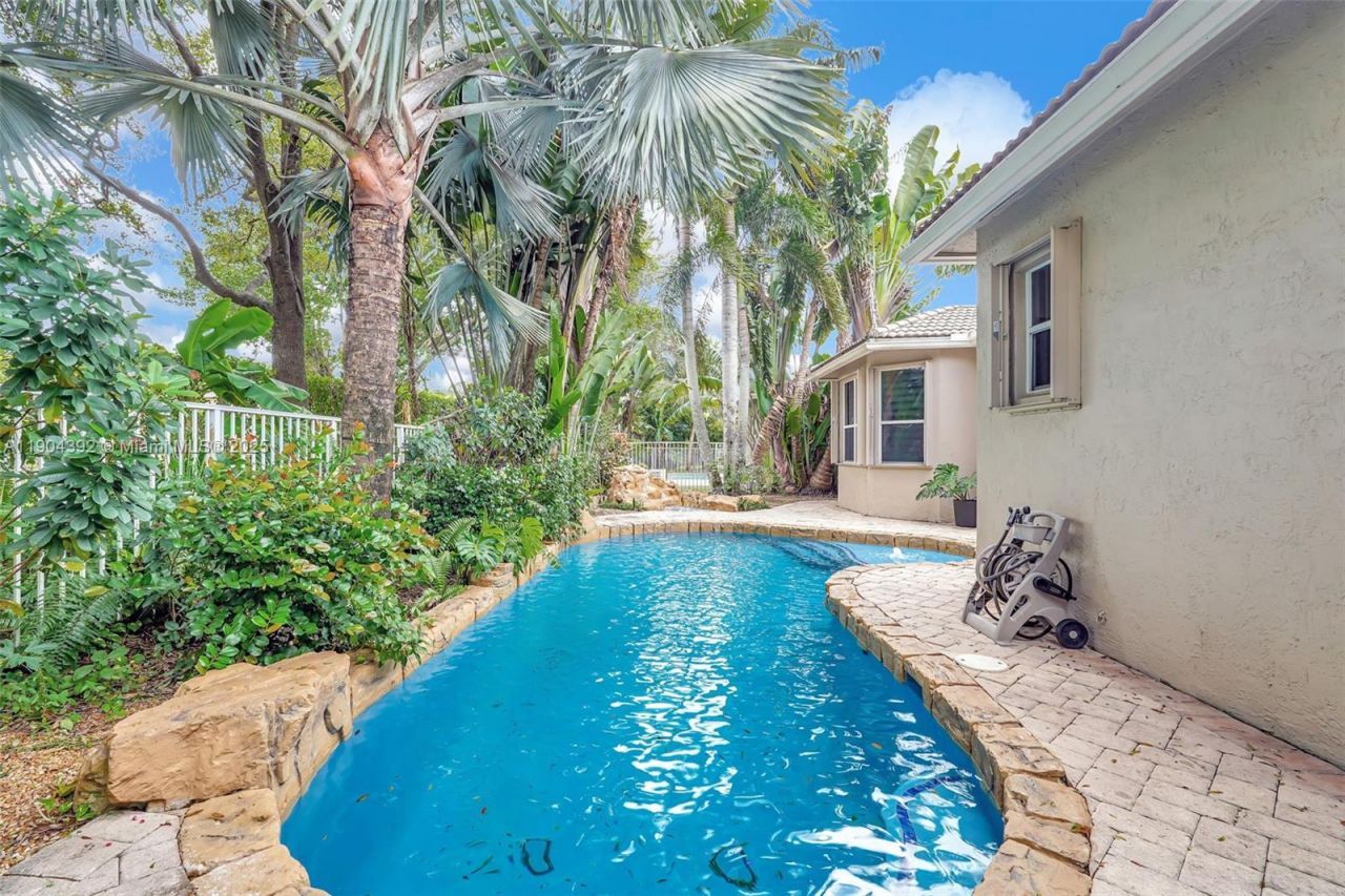 4936 NW 52nd Ave, Coconut Creek, FL 33073 Photo