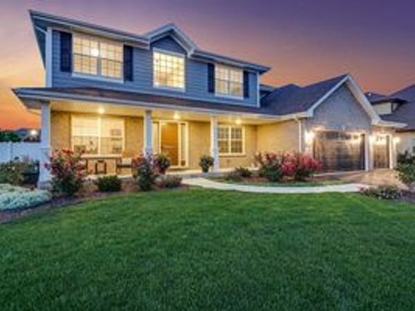 16440 W Cottonwood Drive, Lockport, IL 60441