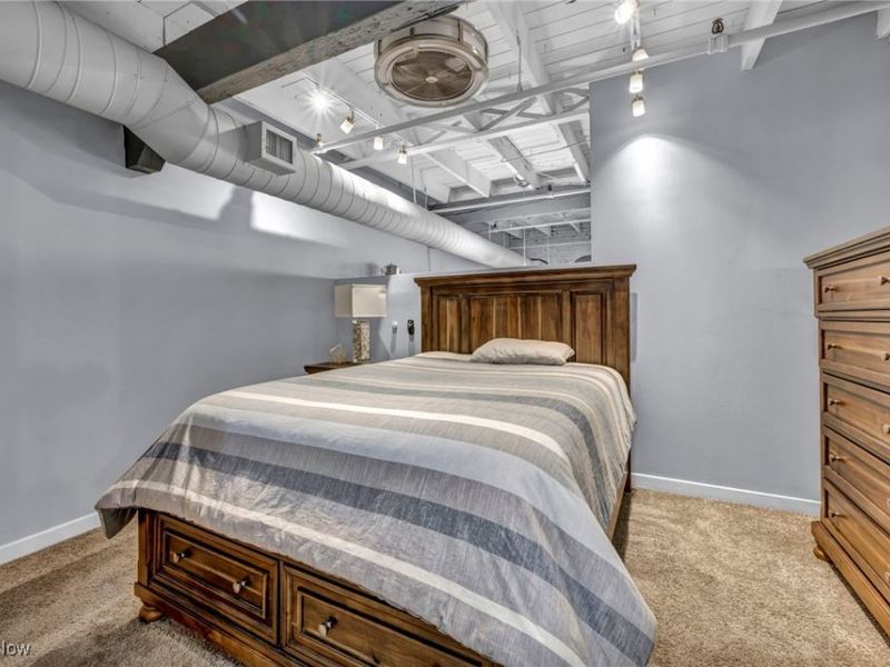 1133 W 9th Street, Unit 409, Cleveland, OH 44113 Photo 13