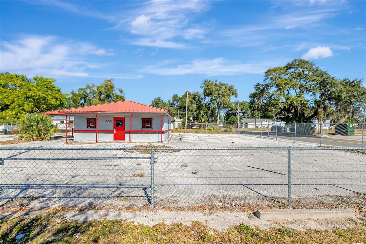305 & 309 W Memorial Boulevard, Lakeland, FL 33801 Photo