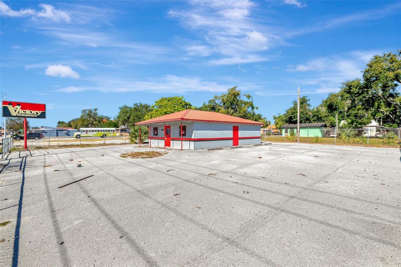 305 & 309 W Memorial Boulevard, Lakeland, FL 33801 Photo
