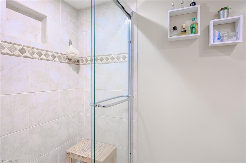 201 Quail Forest Blvd, Unit 103, Naples, FL 34105 Photo