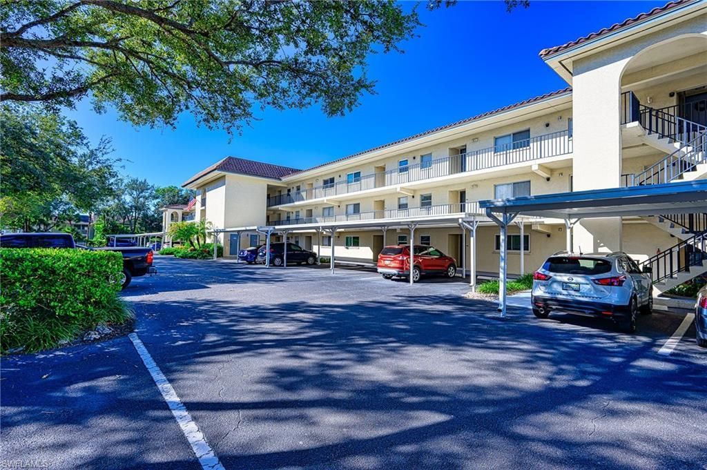 201 Quail Forest Blvd, Unit 103, Naples, FL 34105 Photo