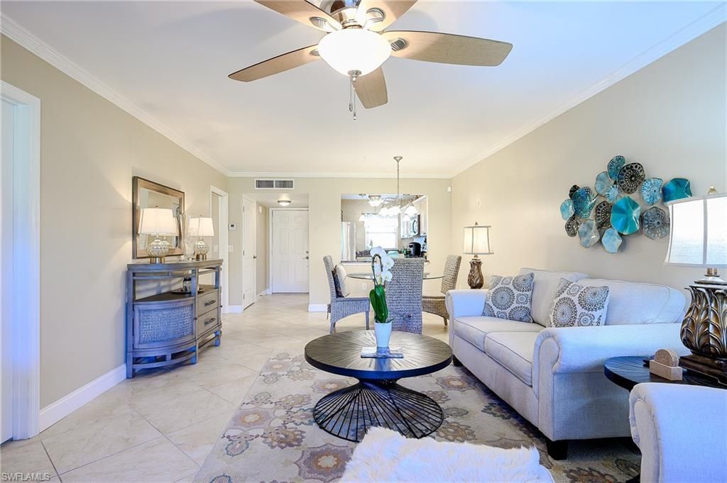201 Quail Forest Blvd, Unit 103, Naples, FL 34105 Photo