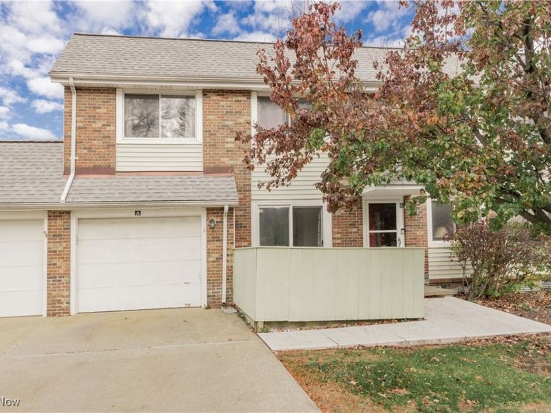 5551 Ivy Court, Willoughby, OH 44094 Photo 2