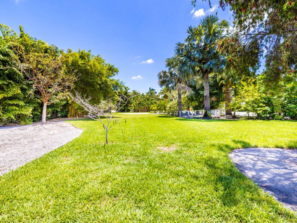 205 15th Circle, Key Colony, FL 33051 Photo