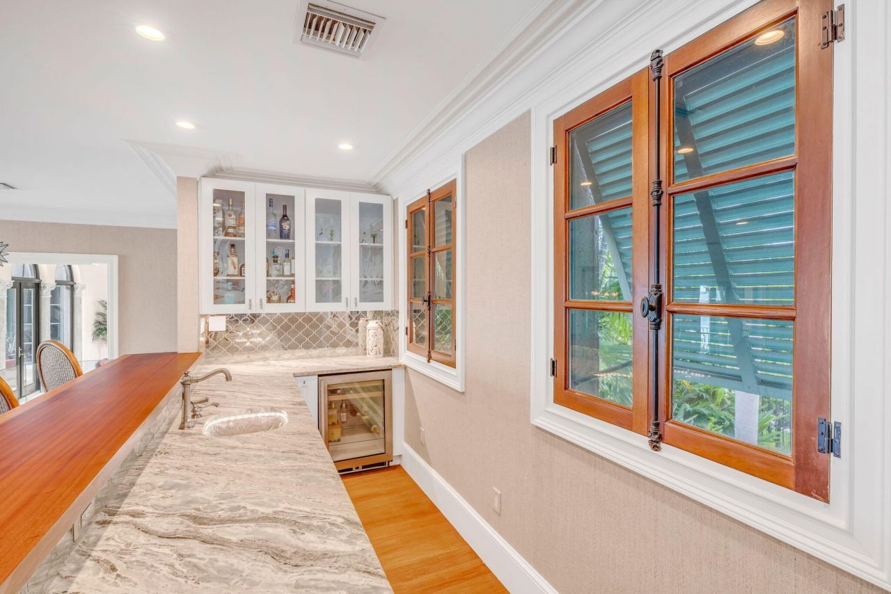 205 15th Circle, Key Colony, FL 33051 Photo