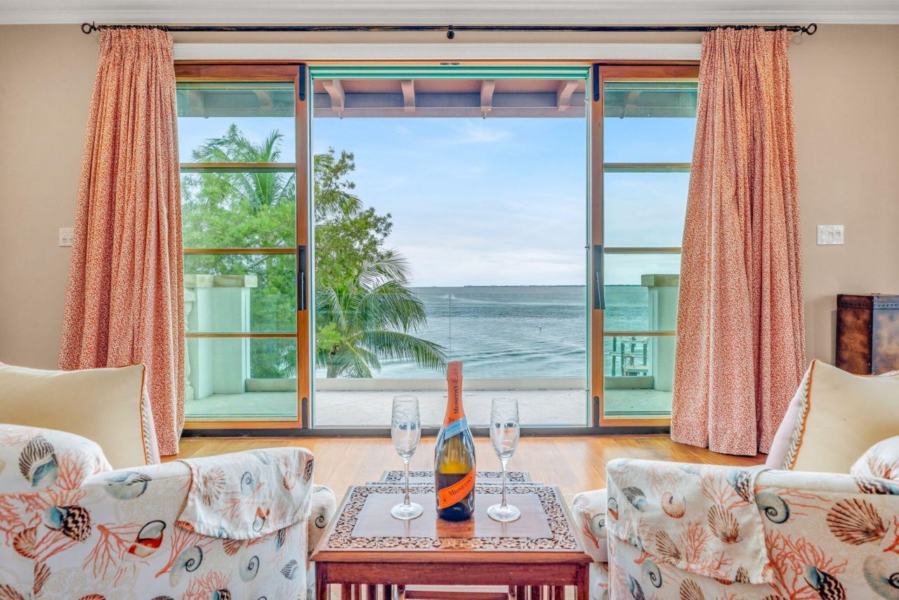 205 15th Circle, Key Colony, FL 33051 Photo