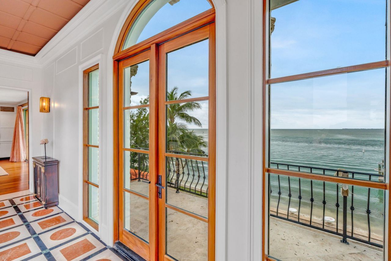 205 15th Circle, Key Colony, FL 33051 Photo