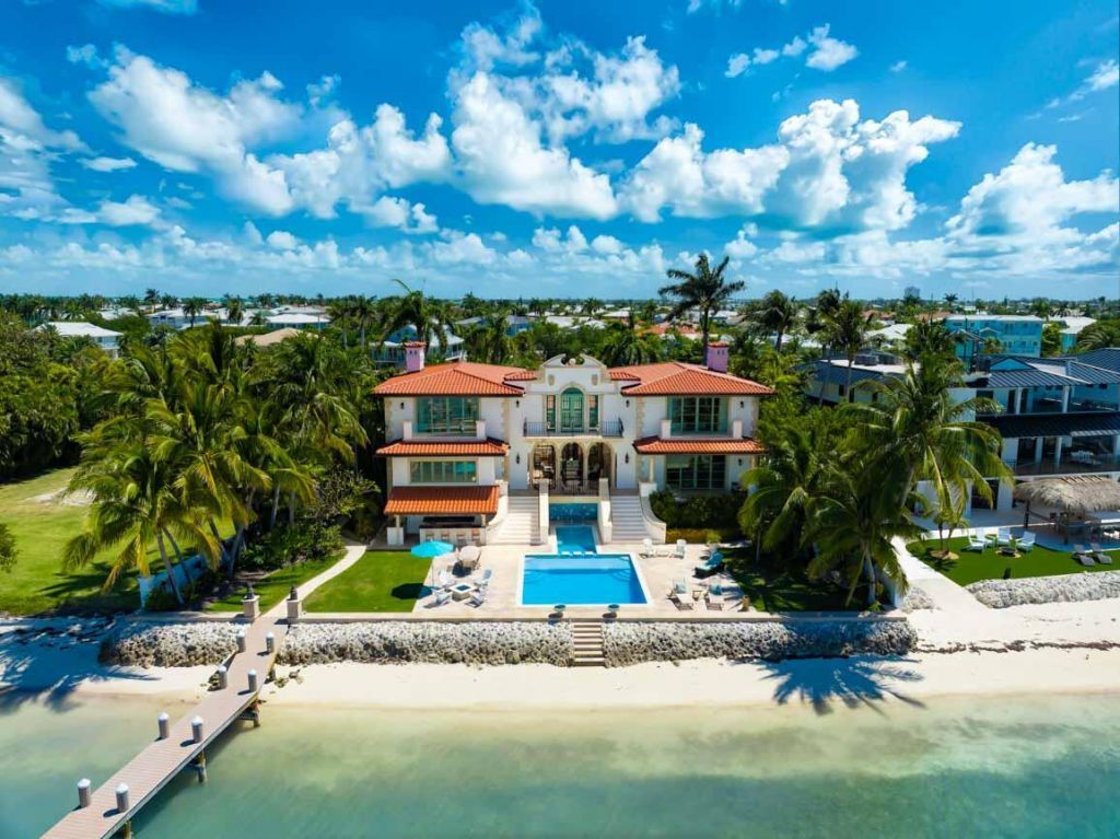 205 15th Circle, Key Colony, FL 33051 Photo