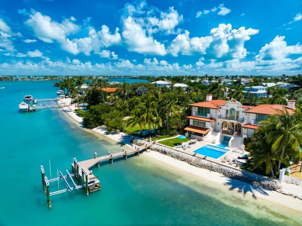 205 15th Circle, Key Colony, FL 33051 Photo