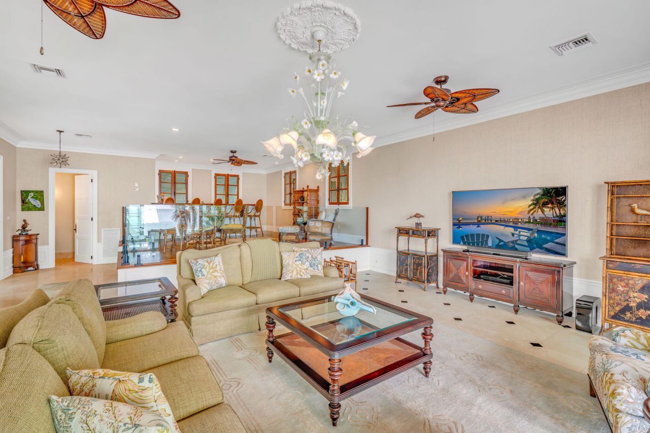 205 15th Circle, Key Colony, FL 33051 Photo