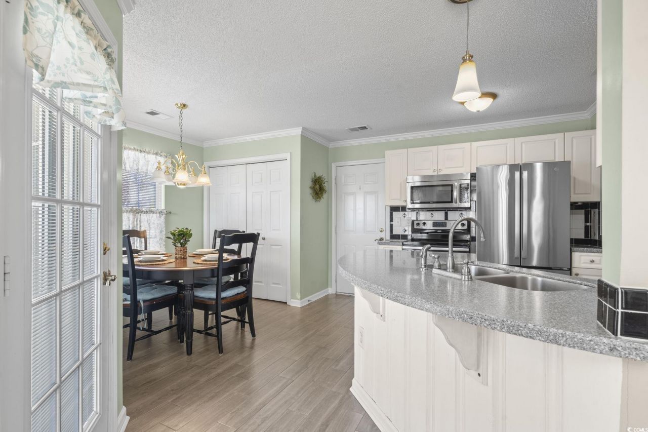 205 Atoll Dr. Photo 9