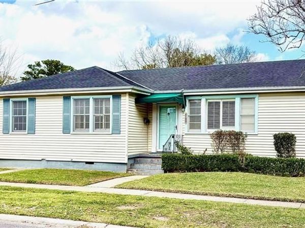 3811 MORRIS Place, Jefferson, LA 70121