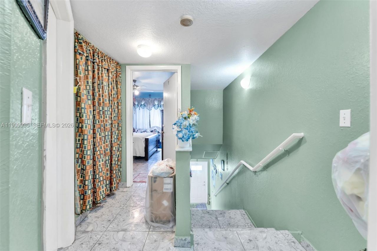 427 NW 84th Ter, Unit 427, Miami, FL 33150 Photo