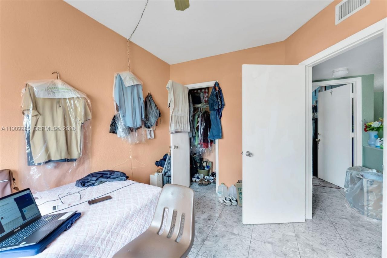 427 NW 84th Ter, Unit 427, Miami, FL 33150 Photo