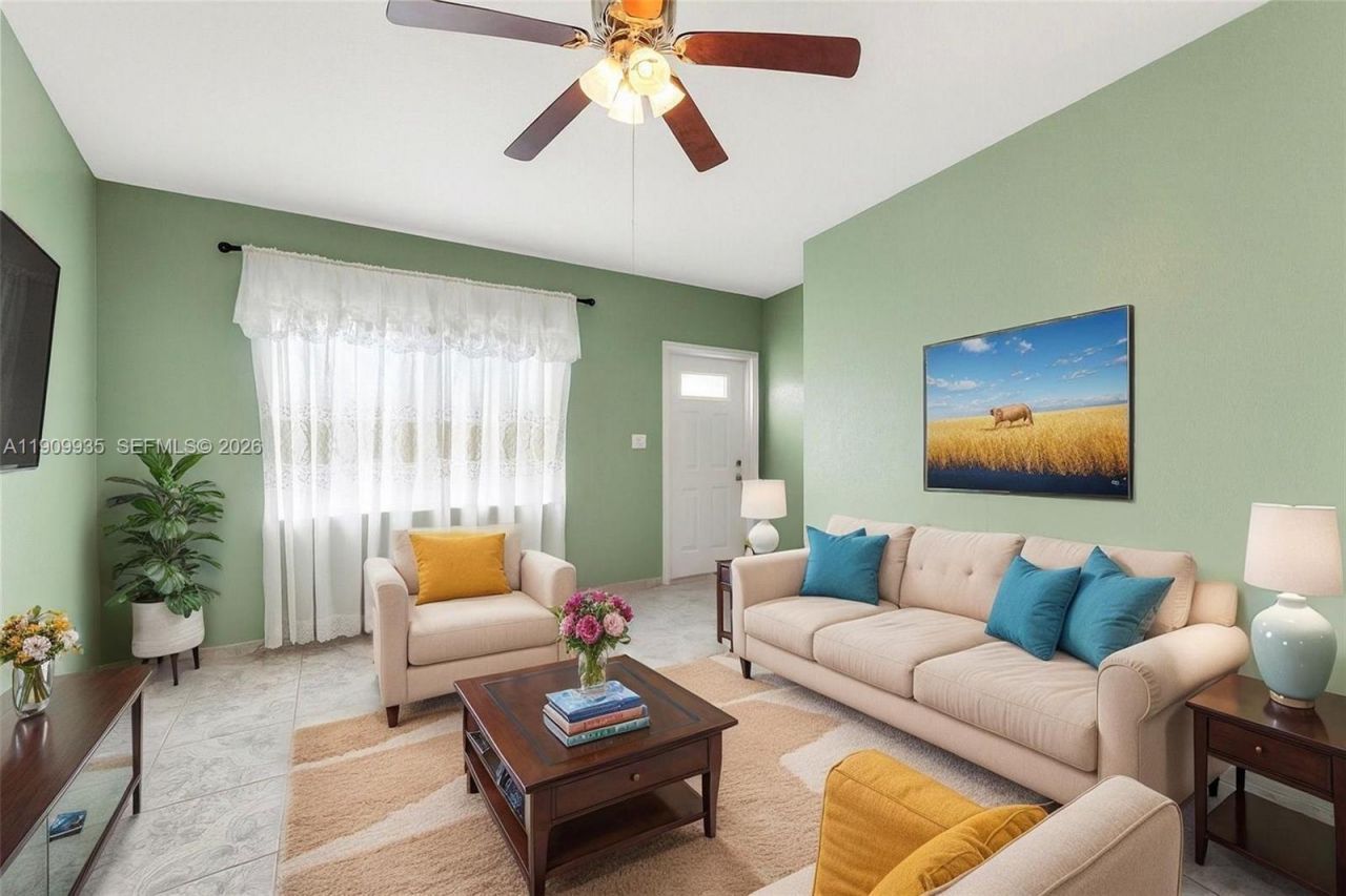 427 NW 84th Ter, Unit 427, Miami, FL 33150 Photo