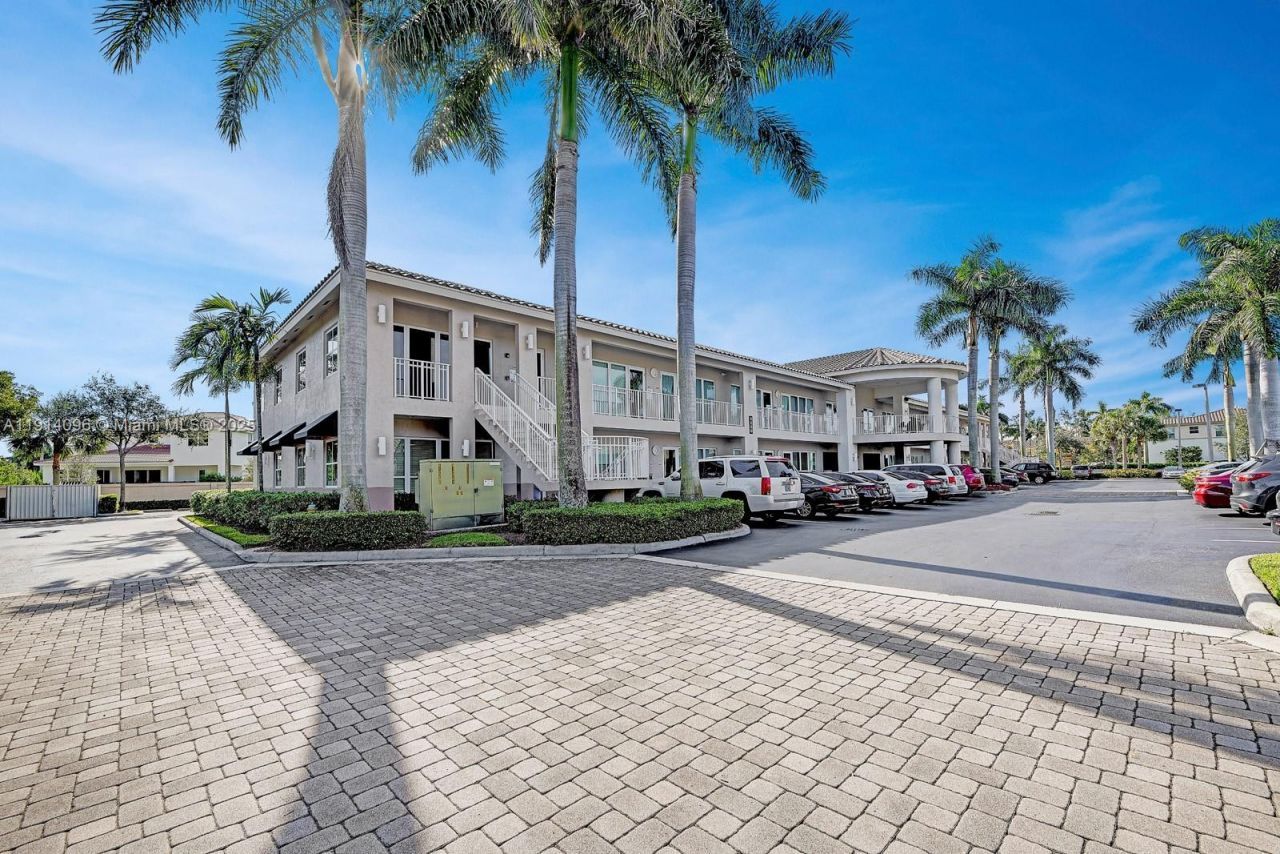 5220 S University Dr, Unit 203C, Davie, FL 33328 Photo