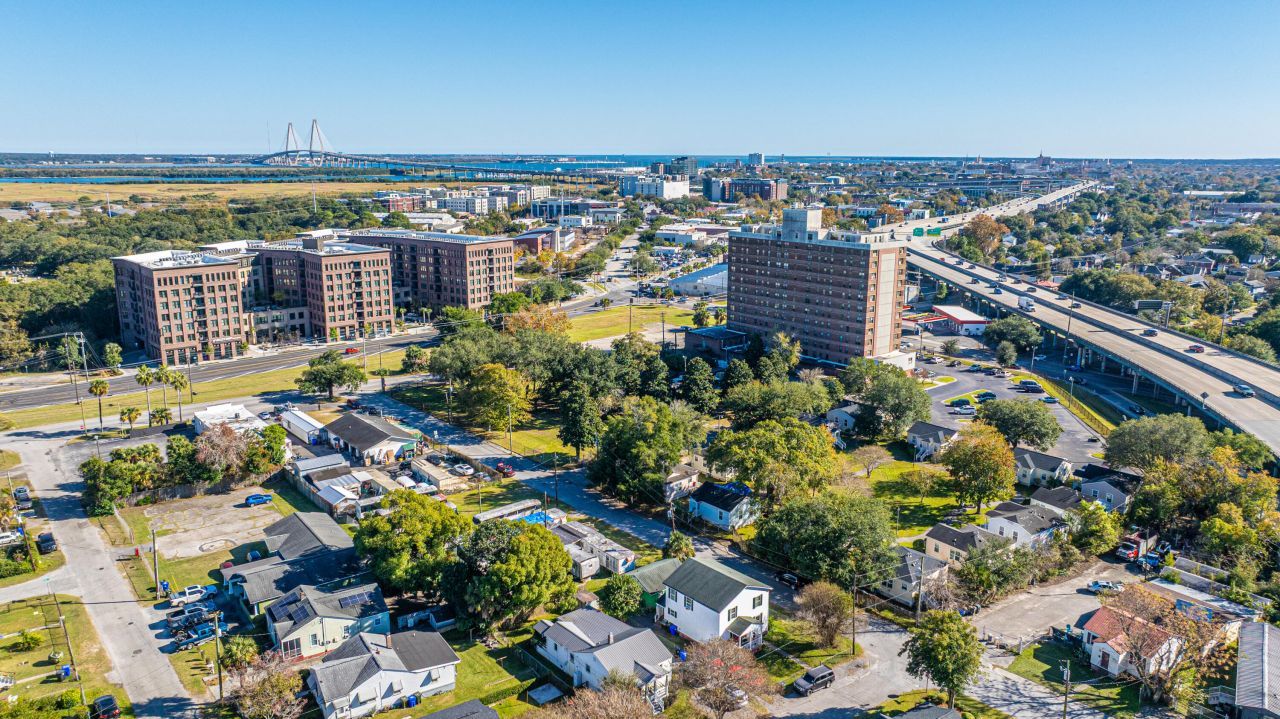 1328 Cottonwood Street Photo 35