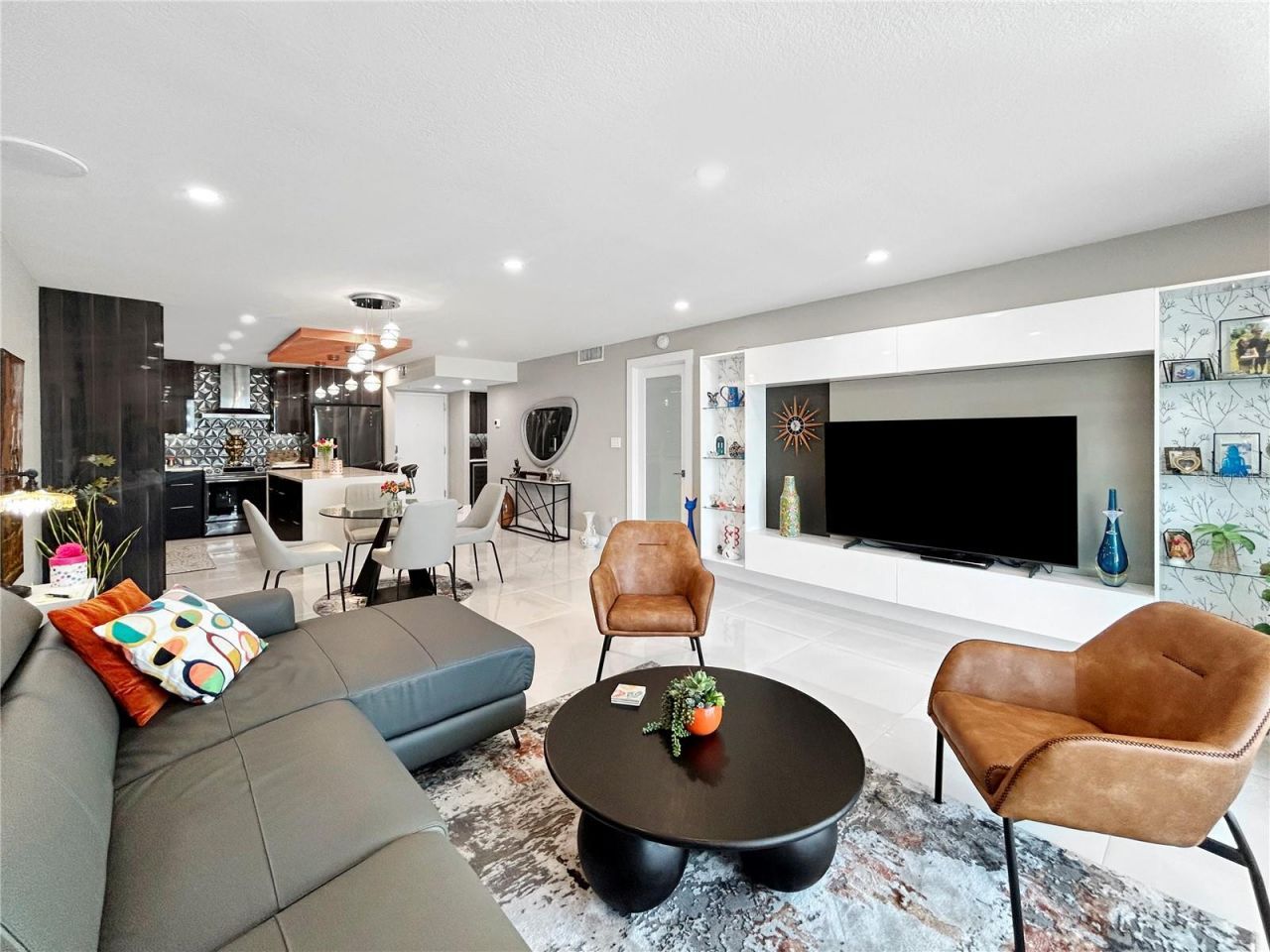 101 S Gulfstream Ave, Unit 9C, Sarasota, FL 34236 Photo