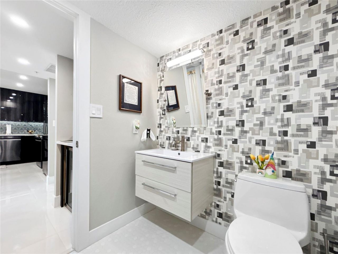 101 S Gulfstream Ave, Unit 9C, Sarasota, FL 34236 Photo