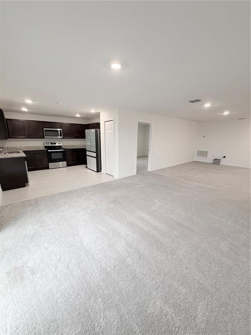 288 Towns Circle, Haines City, FL 33844 Photo