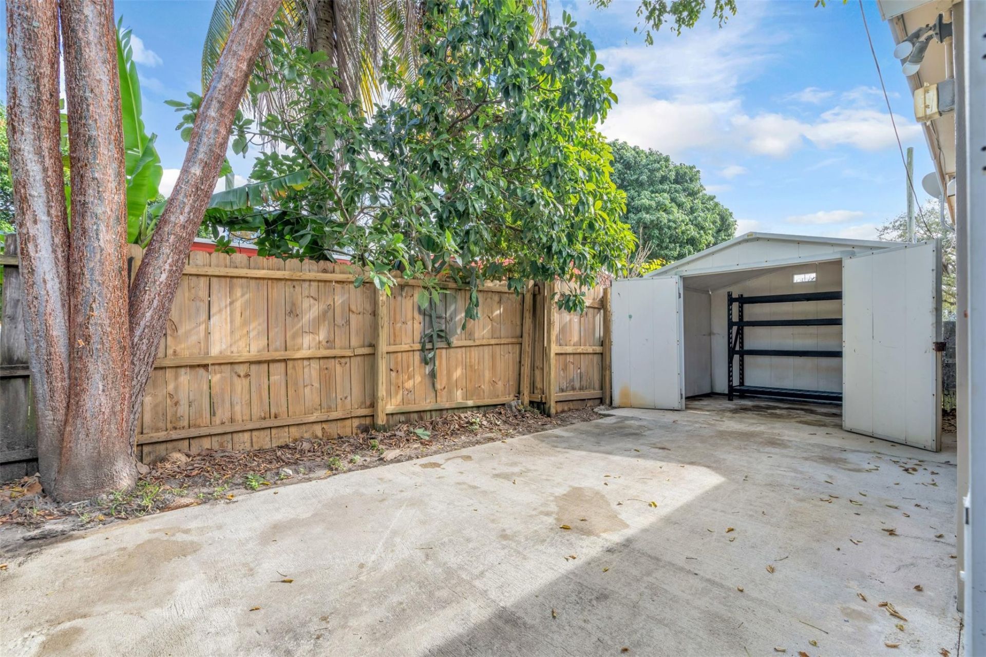 5181 SW 14th Street, Fort Lauderdale, FL 33317 Photo