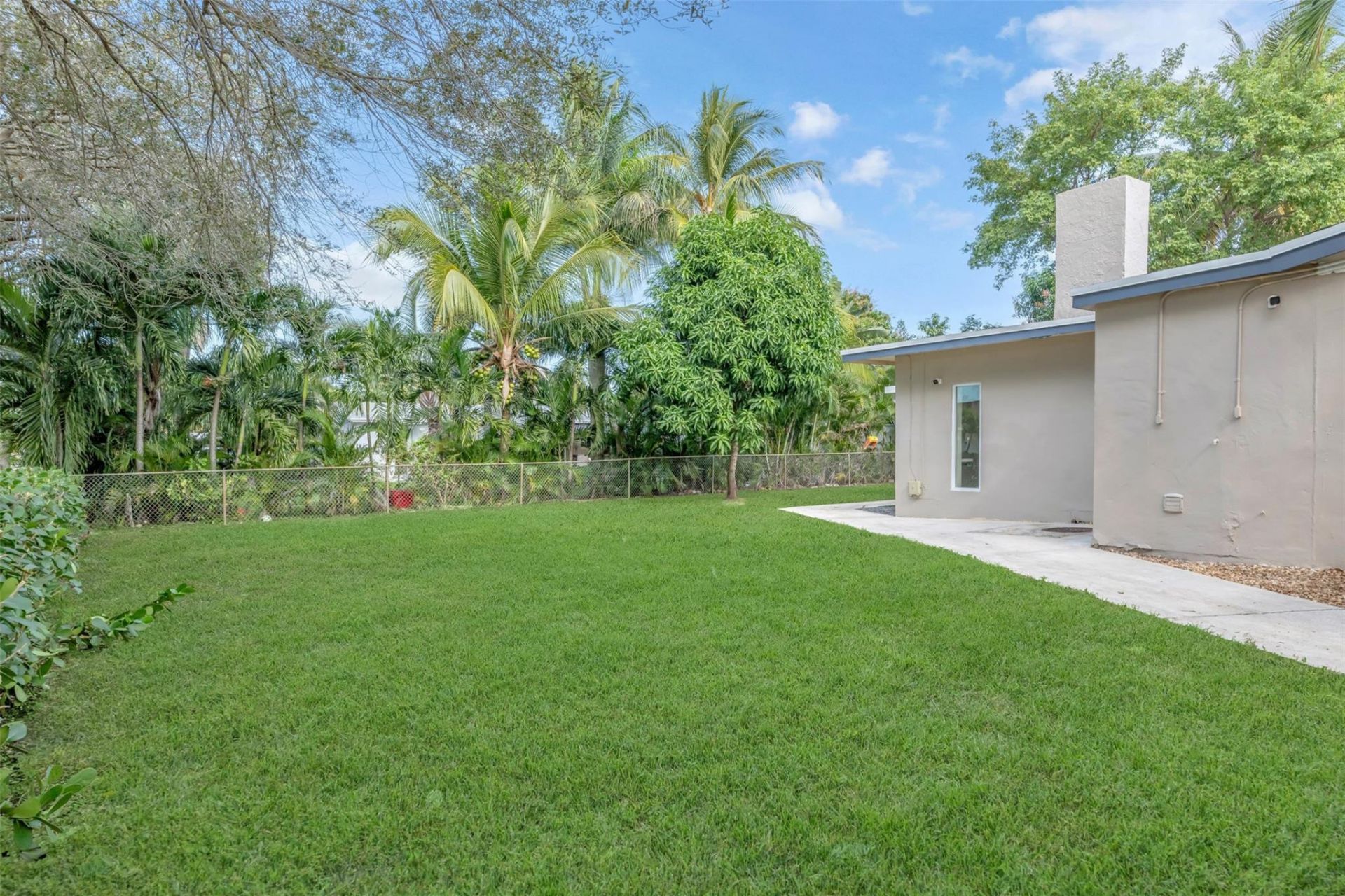 5181 SW 14th Street, Fort Lauderdale, FL 33317 Photo