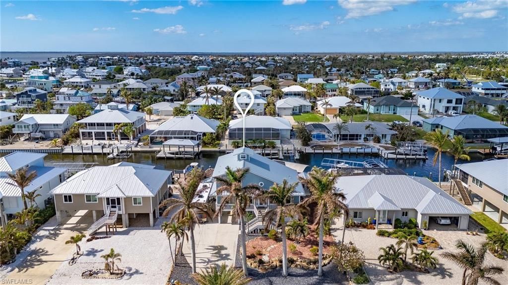 2357 Sapodilla Ln, Saint James City, FL 33956 Photo