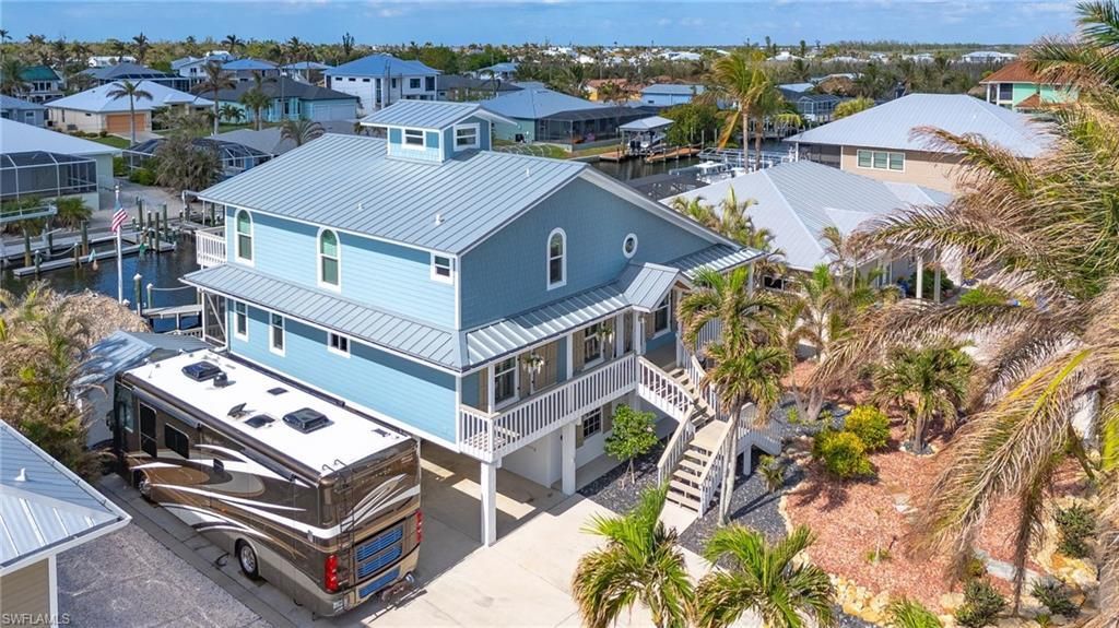 2357 Sapodilla Ln, Saint James City, FL 33956 Photo