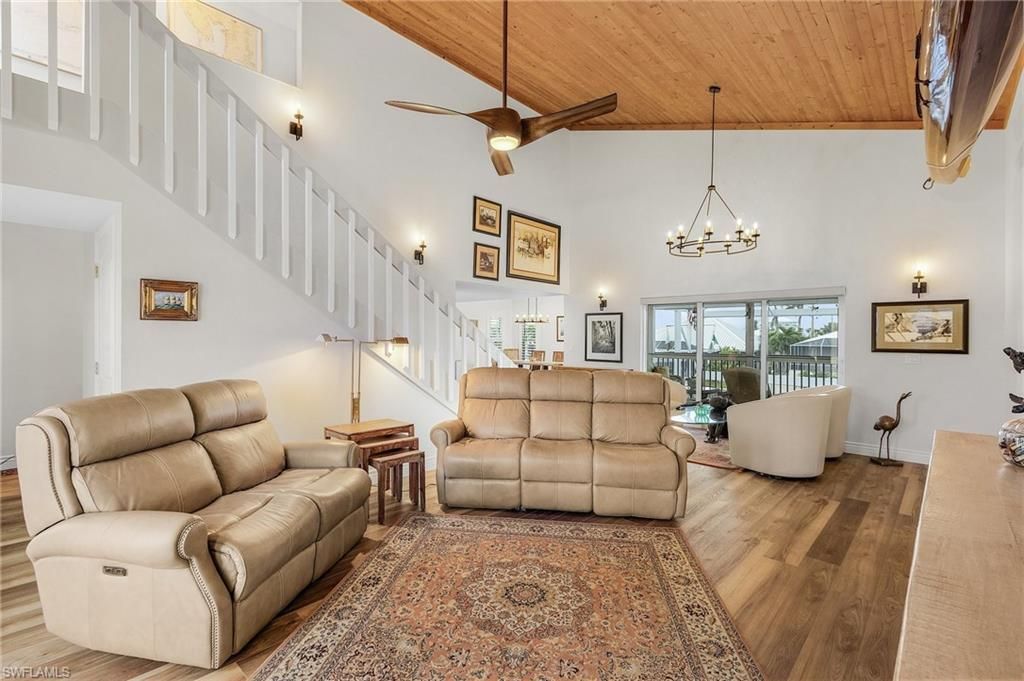 2357 Sapodilla Ln, Saint James City, FL 33956 Photo