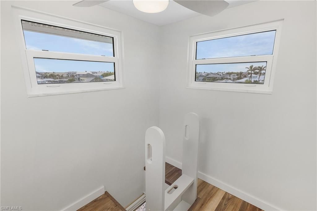 2357 Sapodilla Ln, Saint James City, FL 33956 Photo