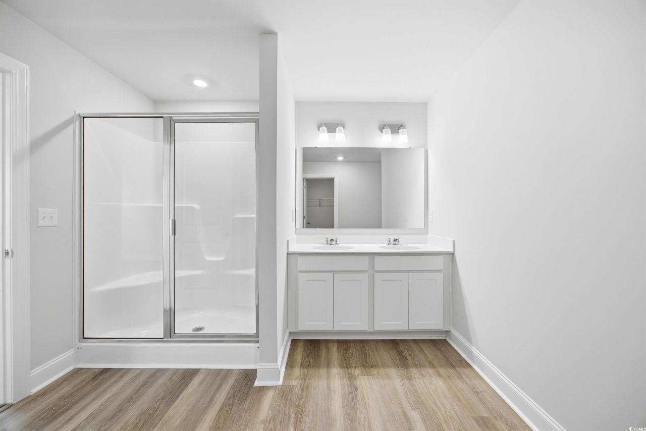 1052 Kinness Dr. Photo 19