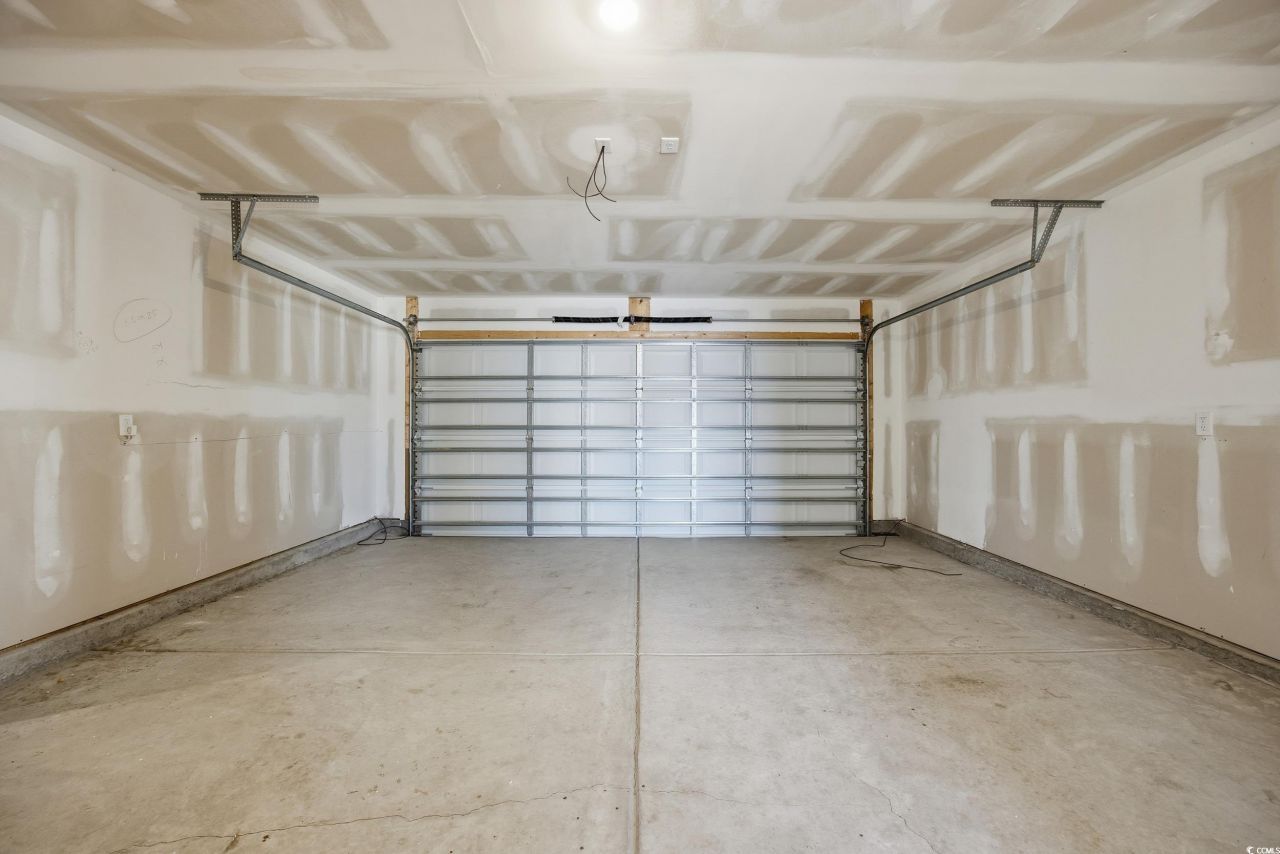 1052 Kinness Dr. Photo 29